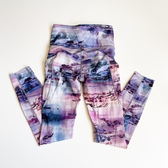 Lululemon Fast Free 7/8 Tight II Sunrise Silhouette Multi Size 4 - Picture 5 of 14